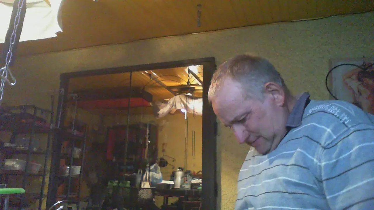 Offline jeanlulu on Cam4