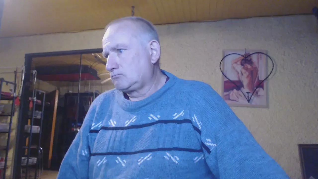 Offline jeanlulu on Cam4