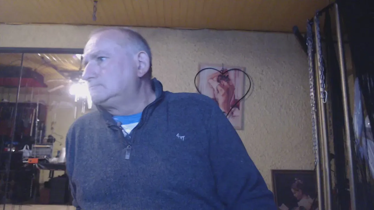 Offline jeanlulu on Cam4