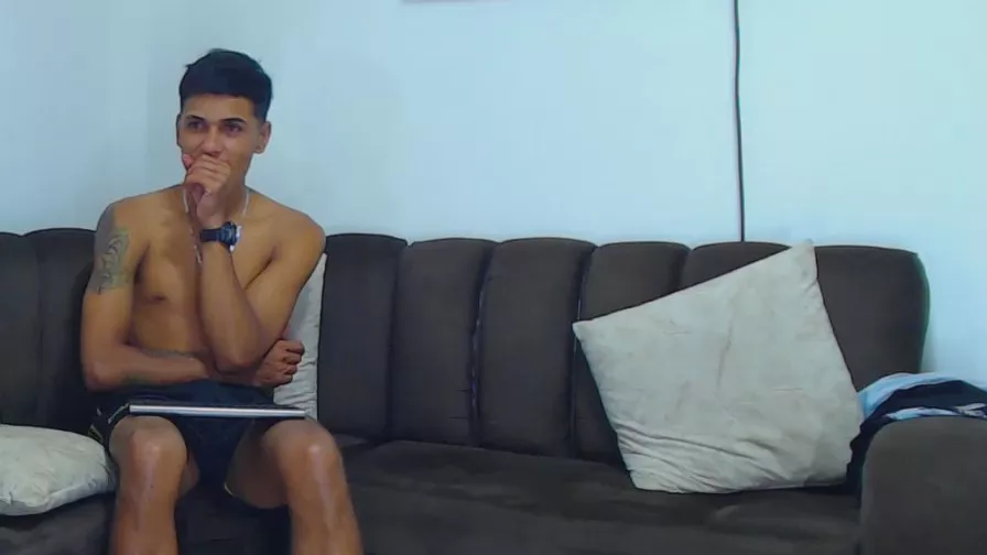 Offline jefferson_horny on Cam4