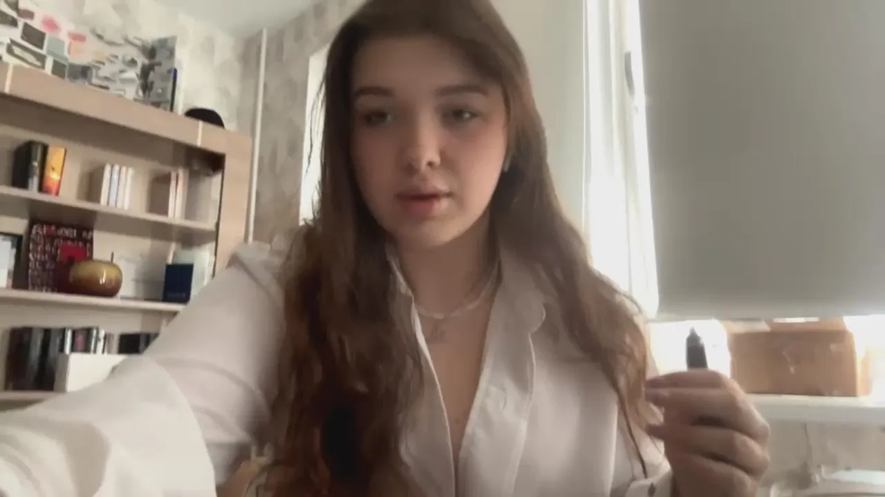 Offline JennellSewade on Cam4