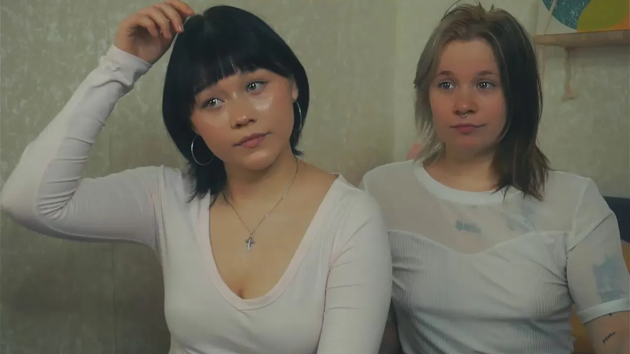 Offline JenniOrzell on Cam4