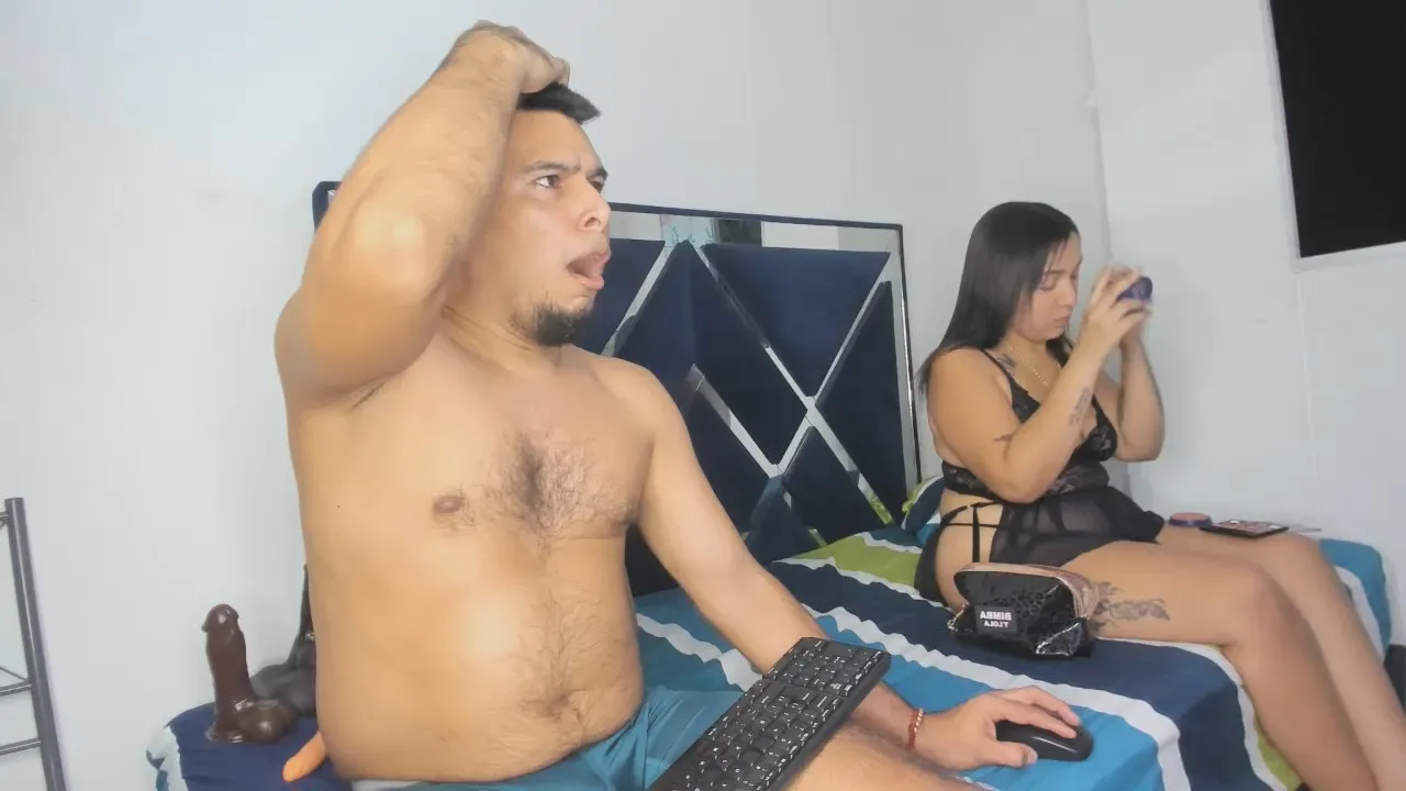 Jenny_Cherryy on Cam4 