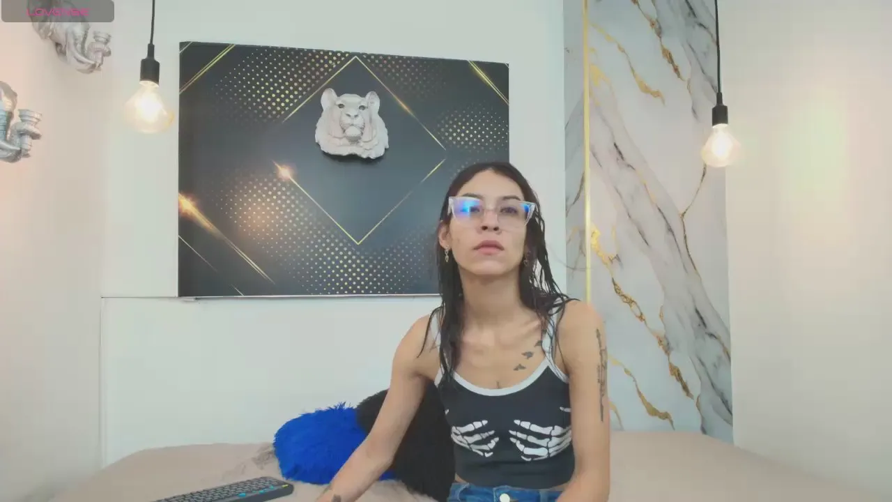 Jenny_Harrison on Cam4 