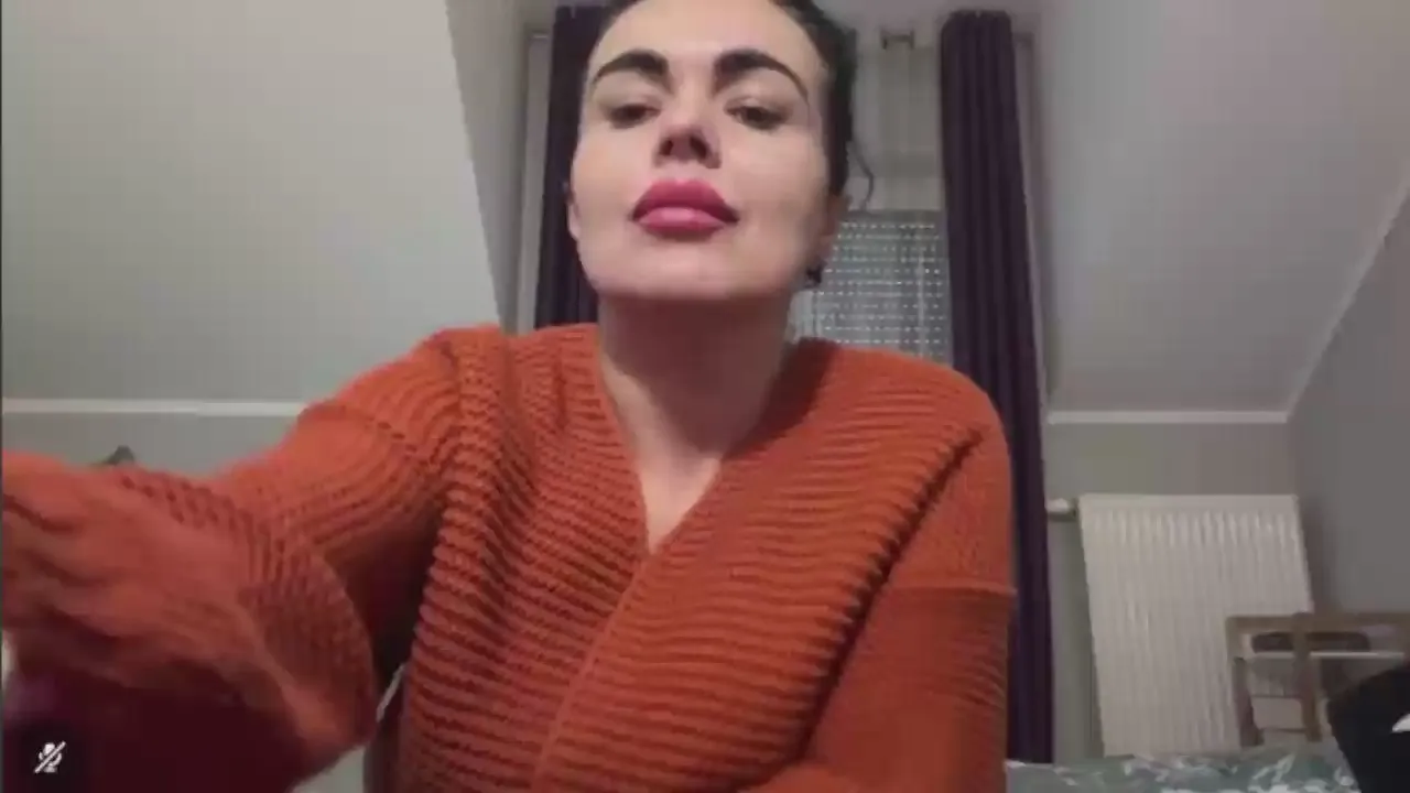 Offline JENNY_KISS on Cam4