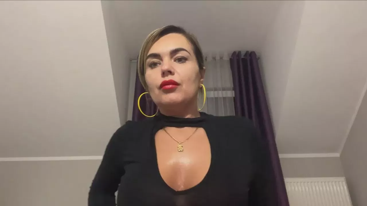 Offline JENNY_KISS on Cam4