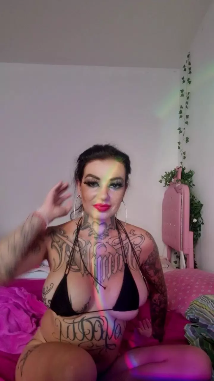 Offline jenytetas69 on Cam4