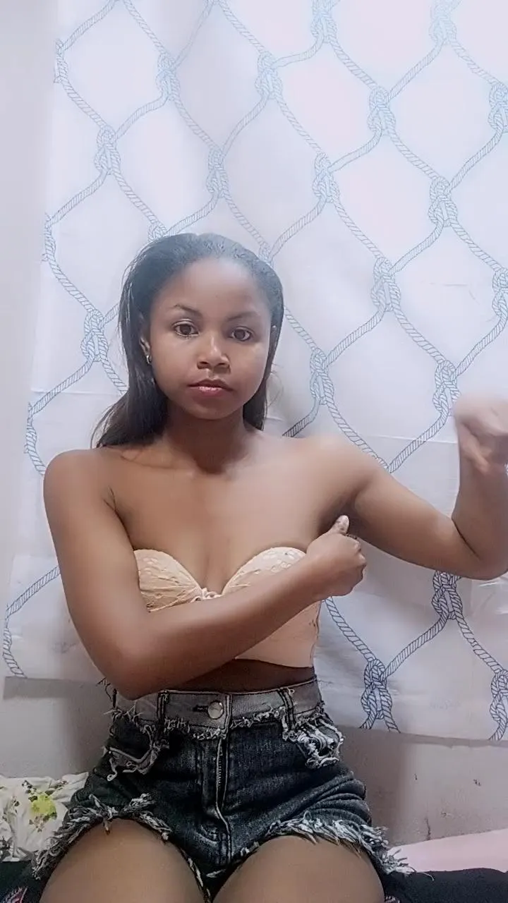 Freechat Joelinah on Cam4