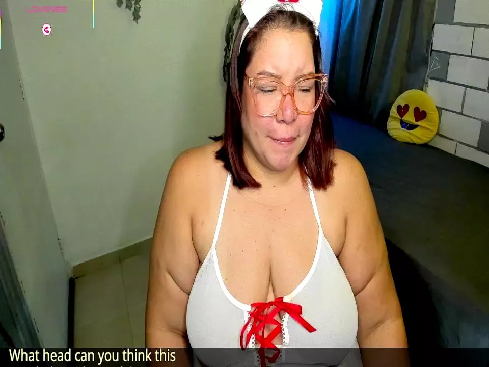 Offline johana_bbw on Cam4