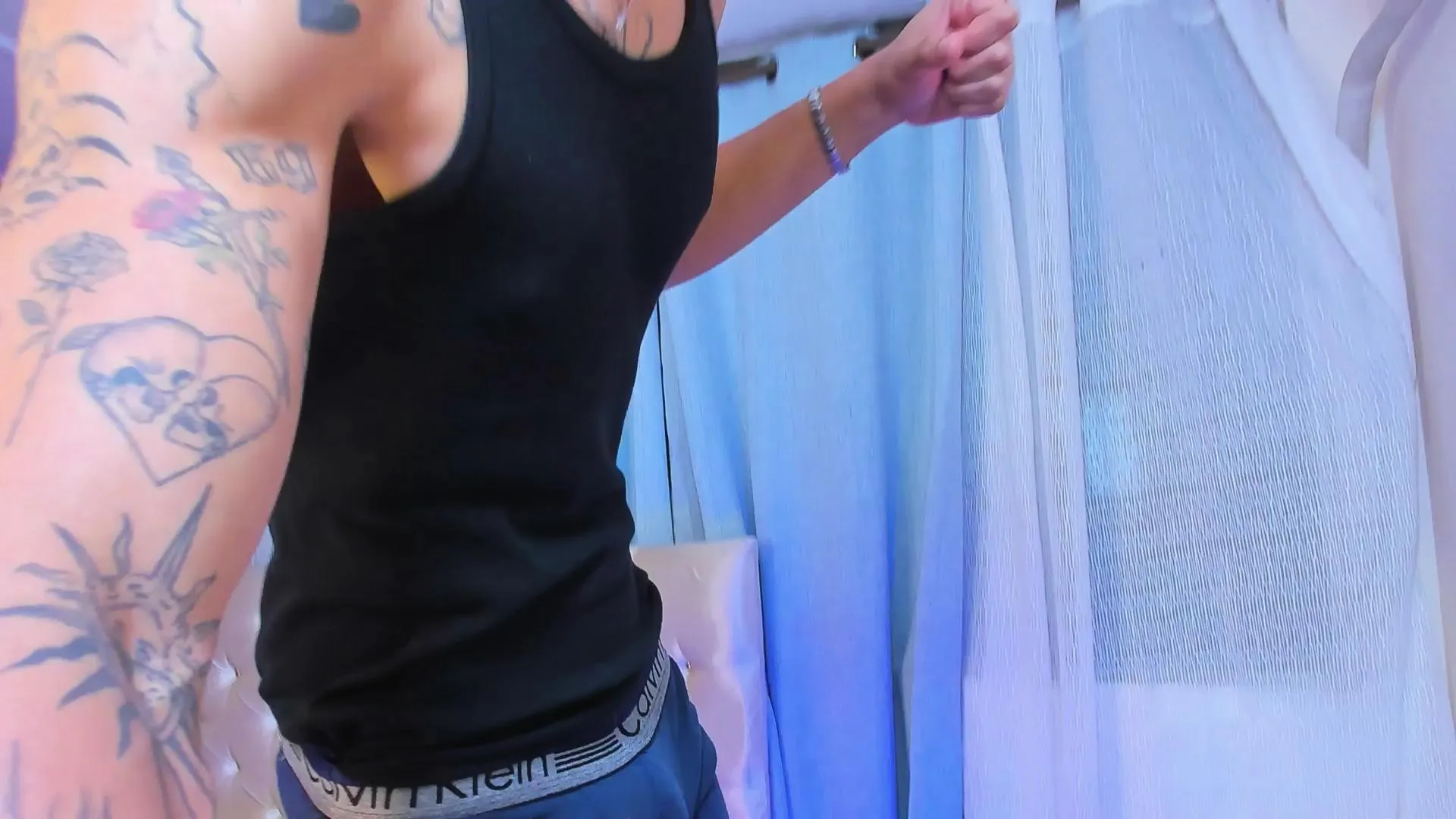 Offline john_mystic1 on Cam4