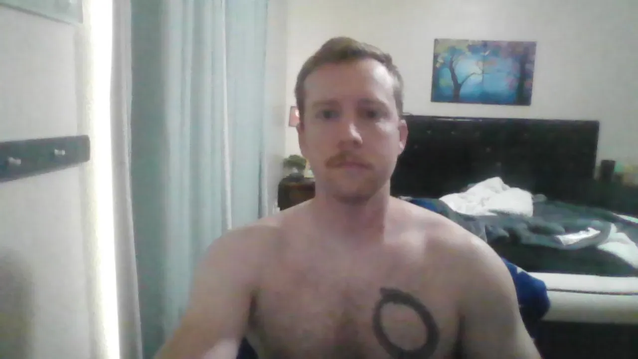 Offline johnhandcock19 on Cam4