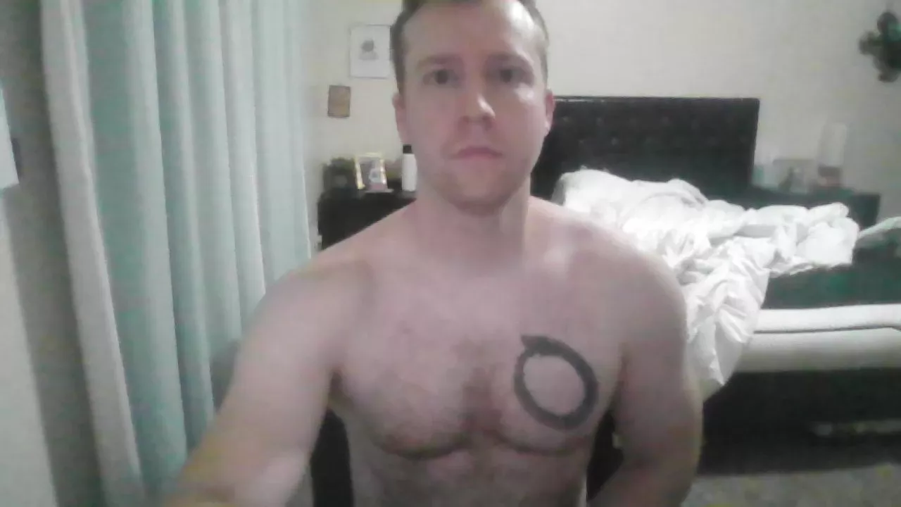 Offline johnhandcock19 on Cam4