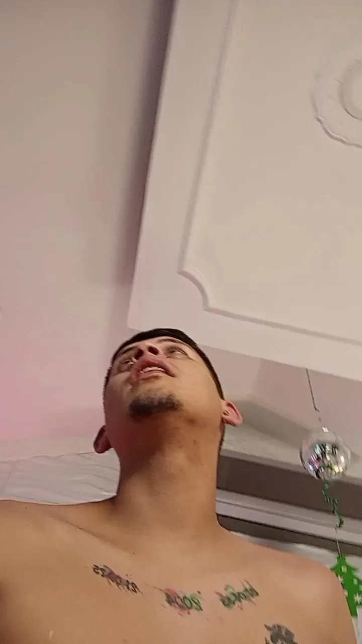 Offline jov_and_thomas on Cam4