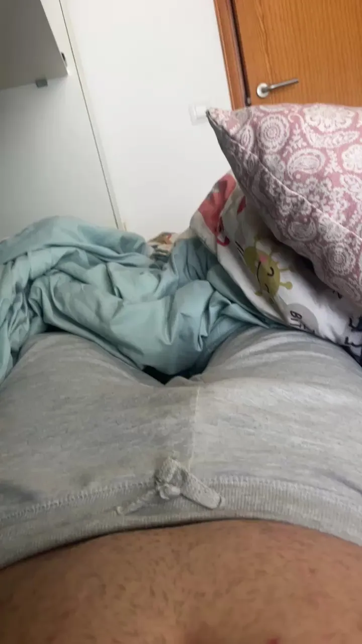 Joven_promesa — Freechat on Cam4