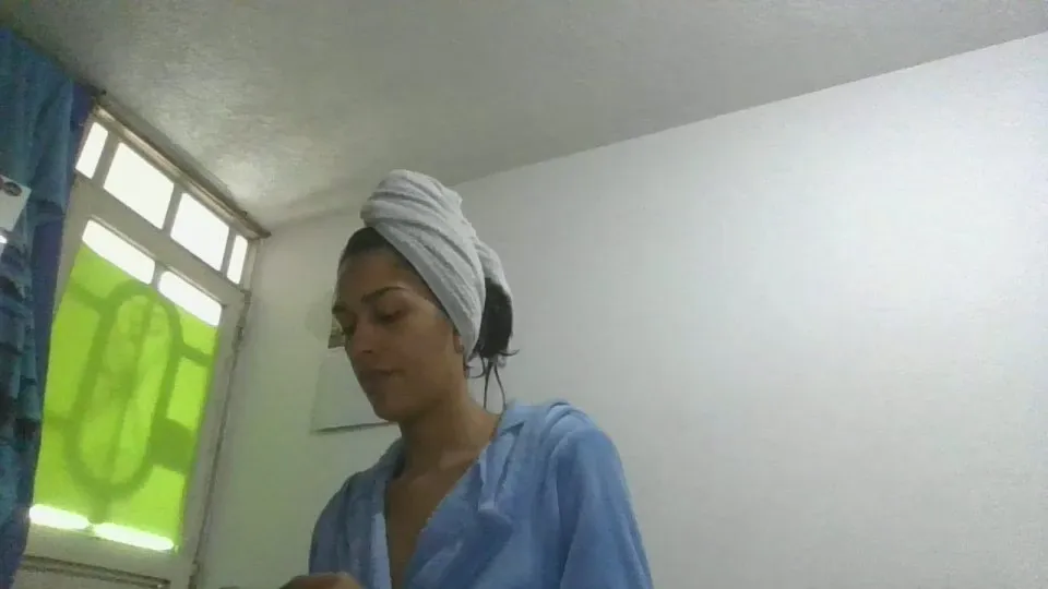 Offline JuanaBrunette7 on Cam4