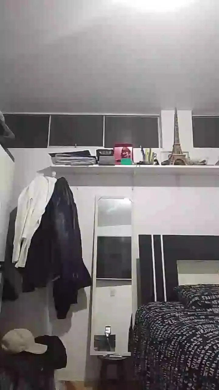 JuanElDulce1 on Cam4