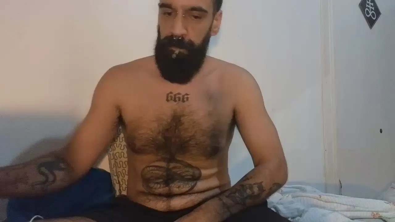 Cam4 JudaSx666 is Freechat JudaSx666 — #cashmaster #findom #pee #feet #cum #armpits #bdsm