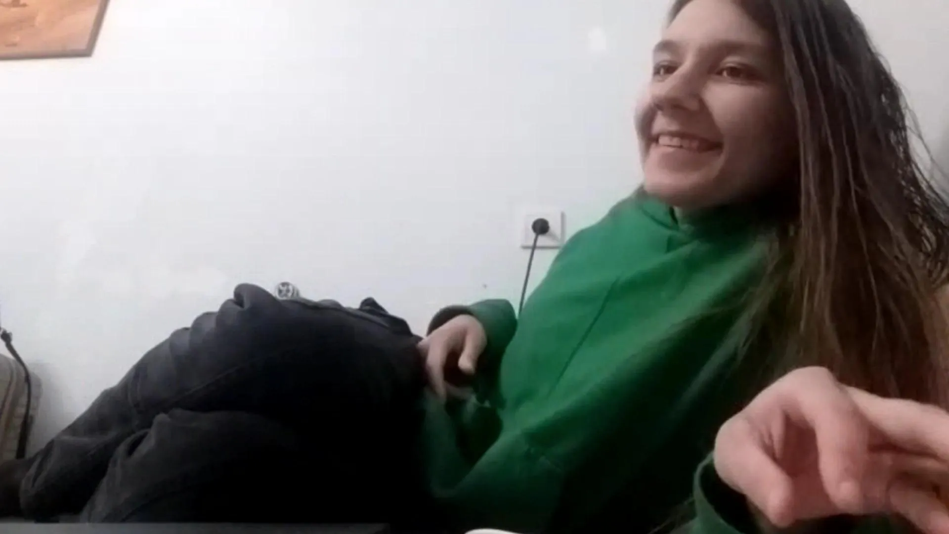 Cam4 JuleneSimmon is Freechat JuleneSimmon — #amateur #feet #spanking #pussy #ass #femdom #striptease