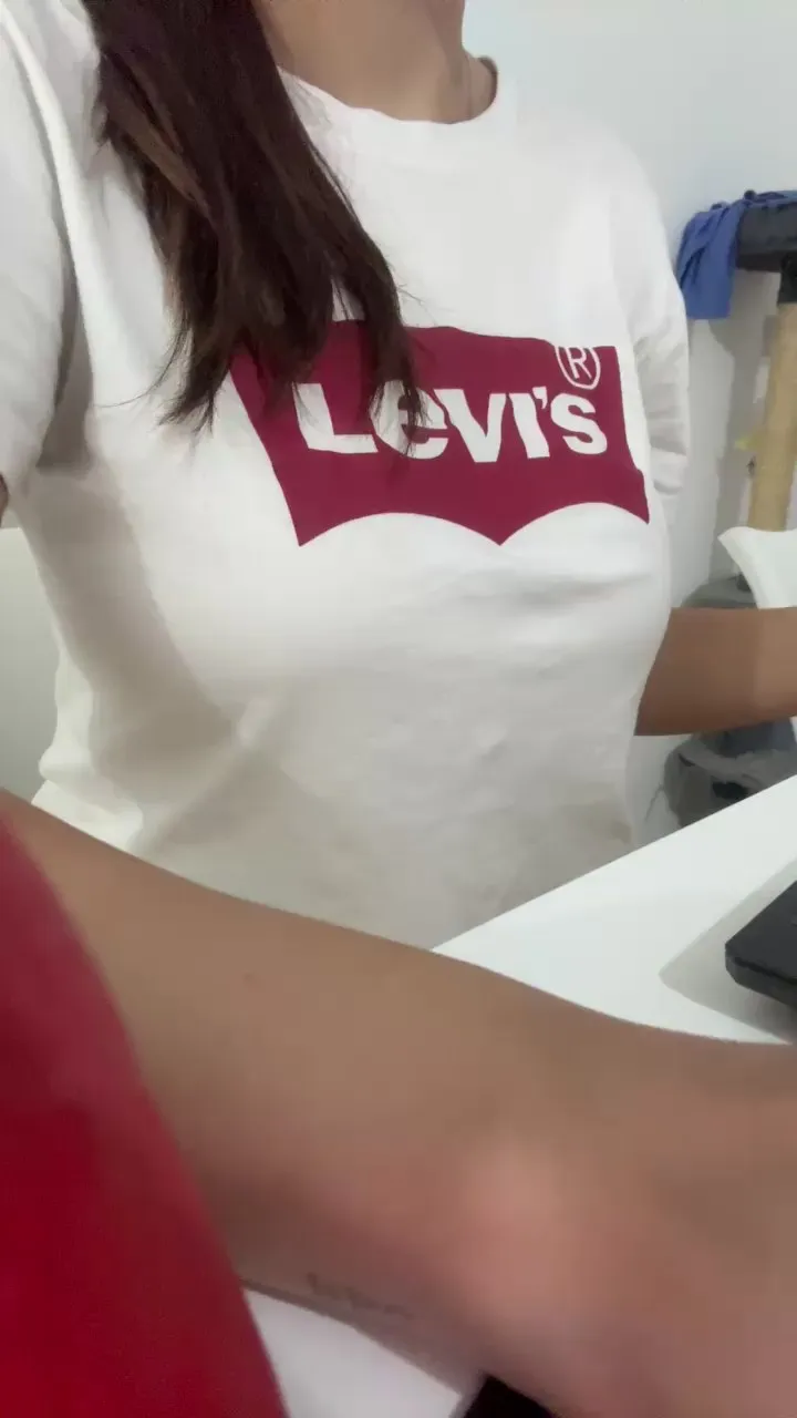 Offline juli643 on Cam4