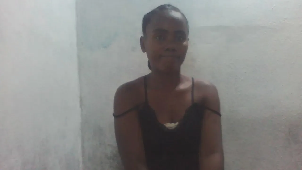 Offline juliahchoco on Cam4