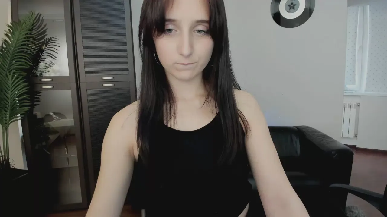 Freechat JulietMonli on Cam4