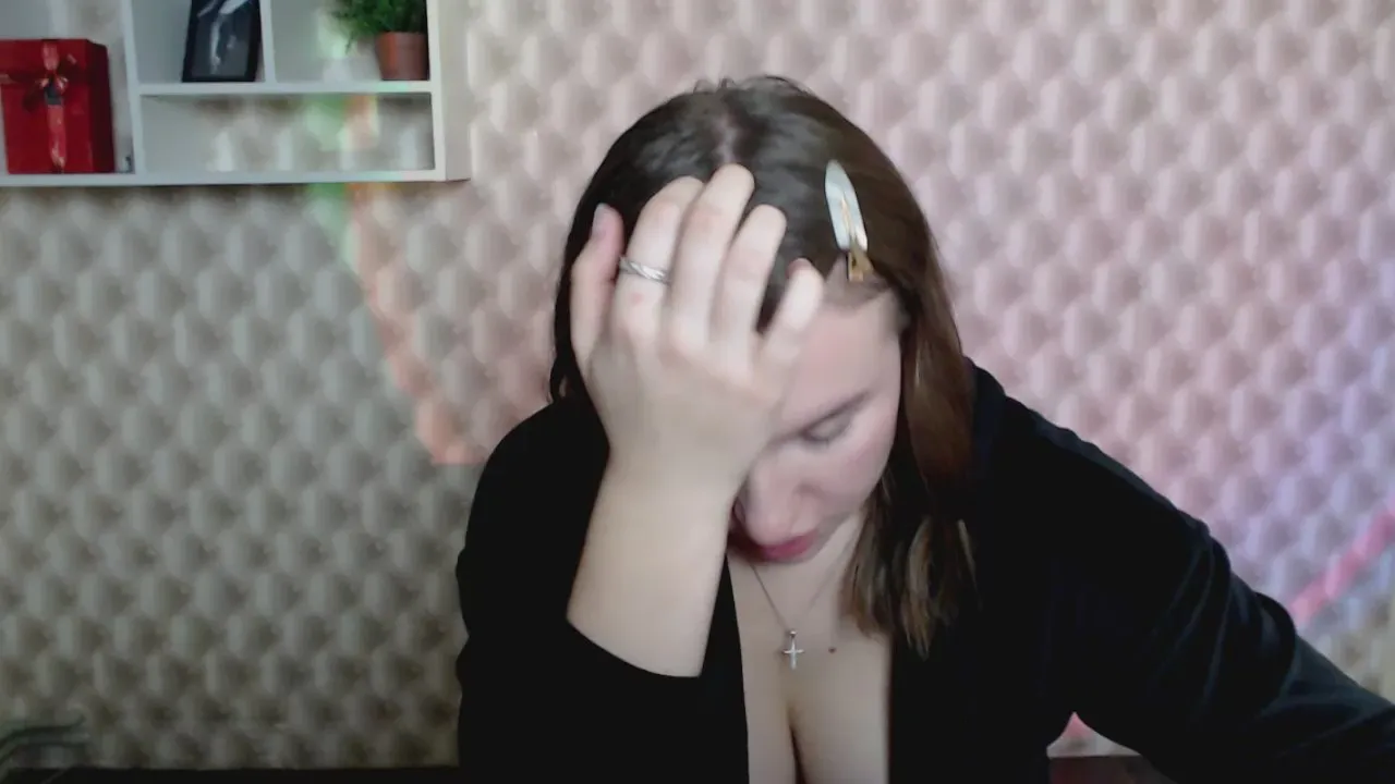 Offline JuliLa_ on Cam4