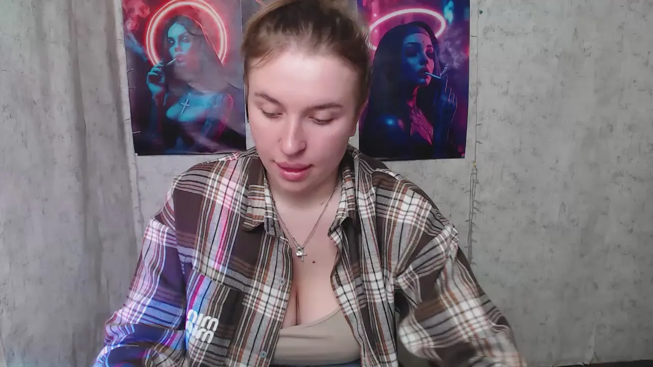 Offline JuliLa_ on Cam4