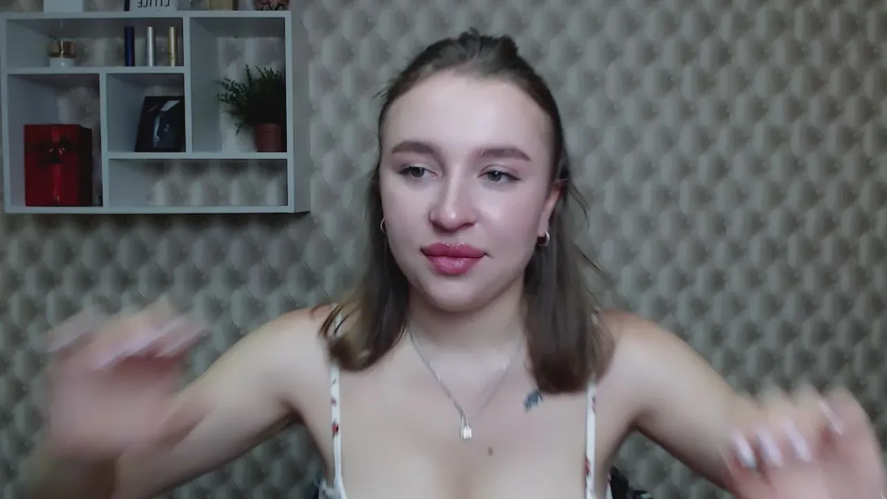 Offline JuliLa_ on Cam4