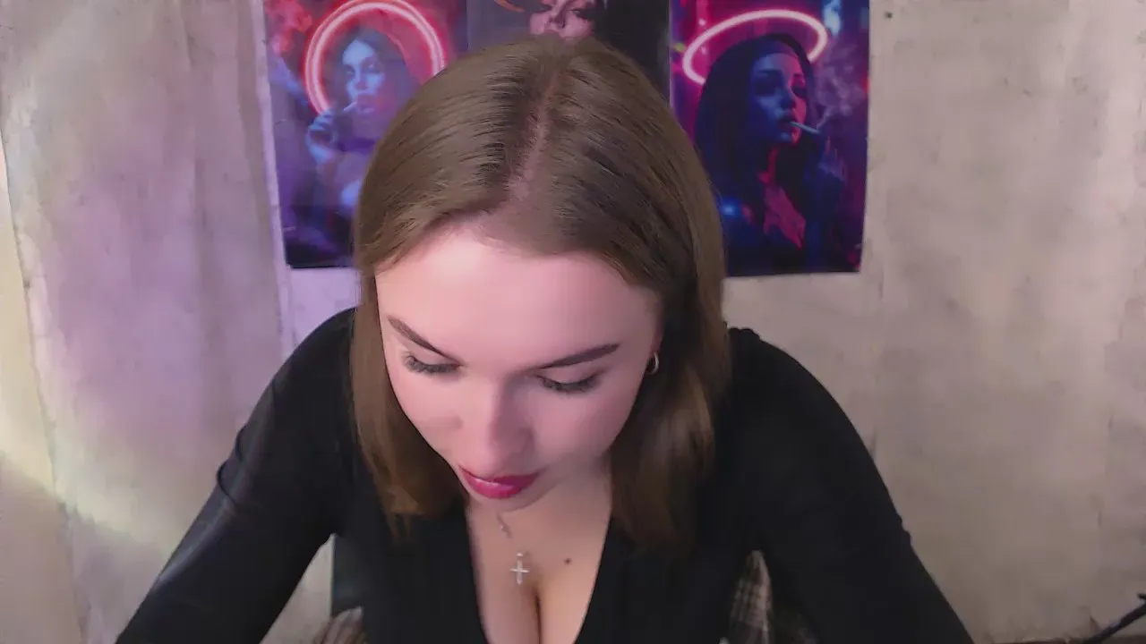 Offline JuliLa_ on Cam4