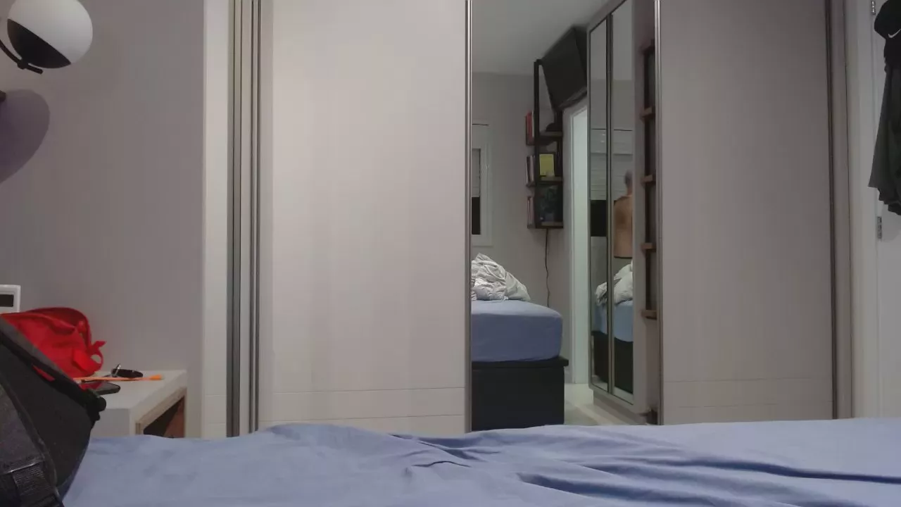 Offline juniorsc1986 on Cam4