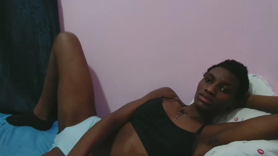 Offline just_ebonee on Cam4