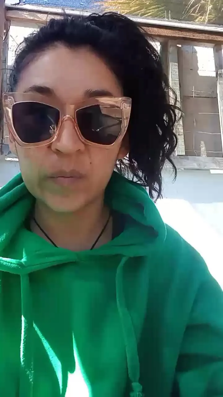 Offline KalosGyne on Cam4