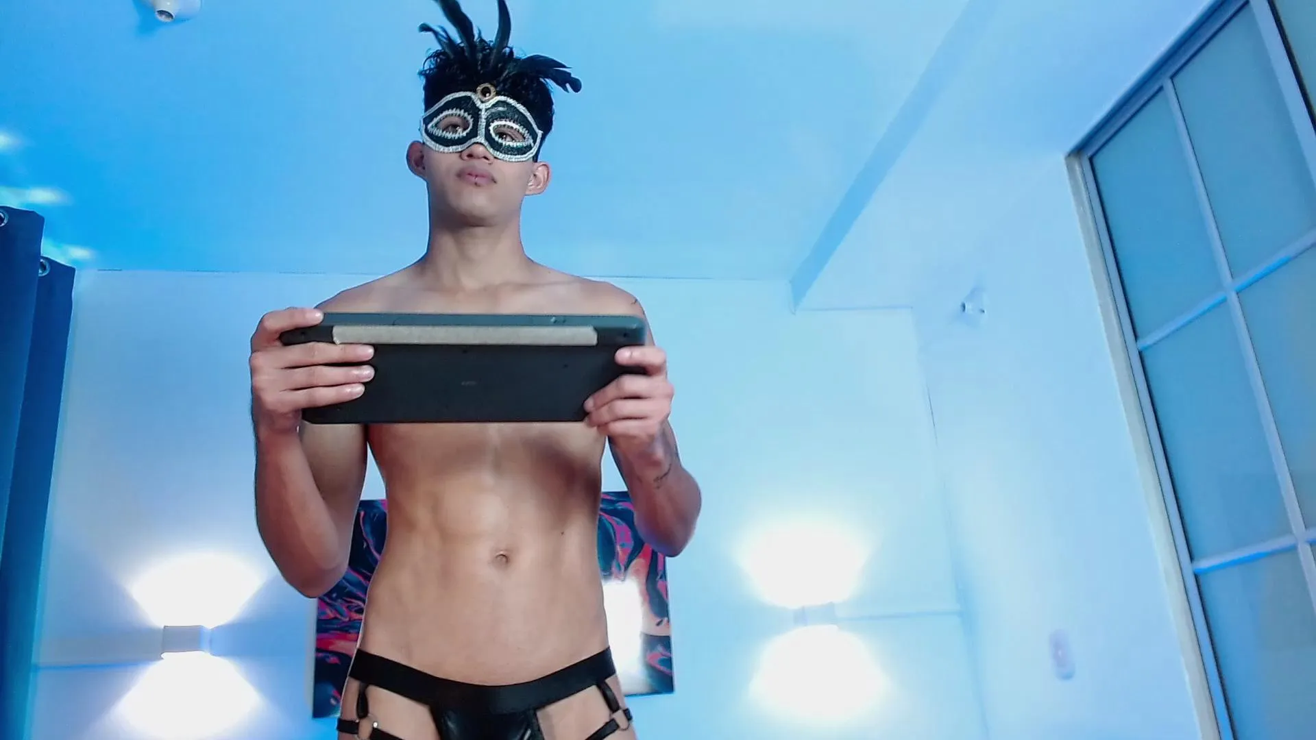 Freechat KamiSuarez on Cam4