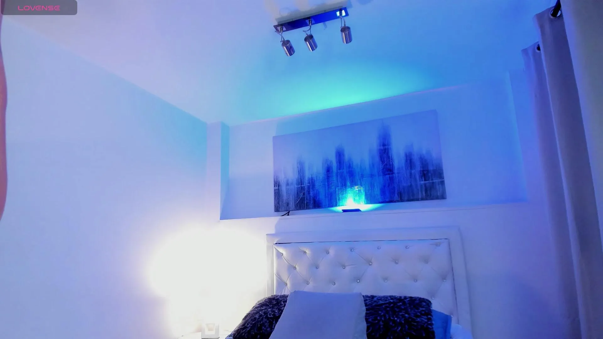 Freechat KamiSuarez on Cam4