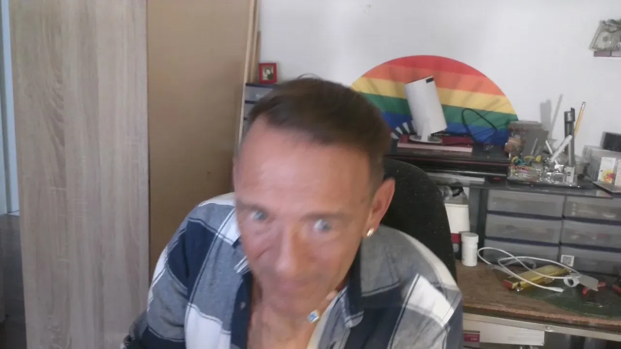 Offline kandyffm on Cam4