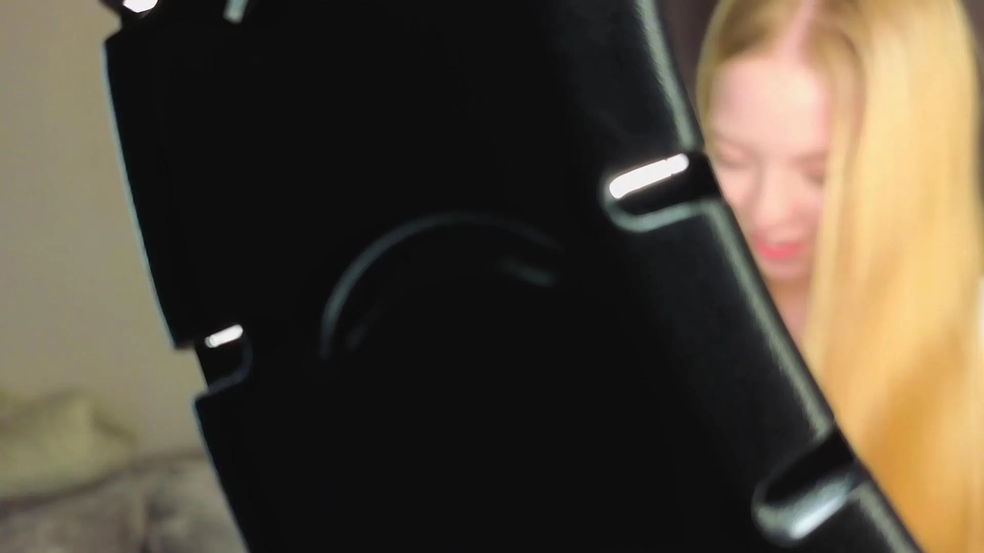 Offline KarenLowe on Cam4