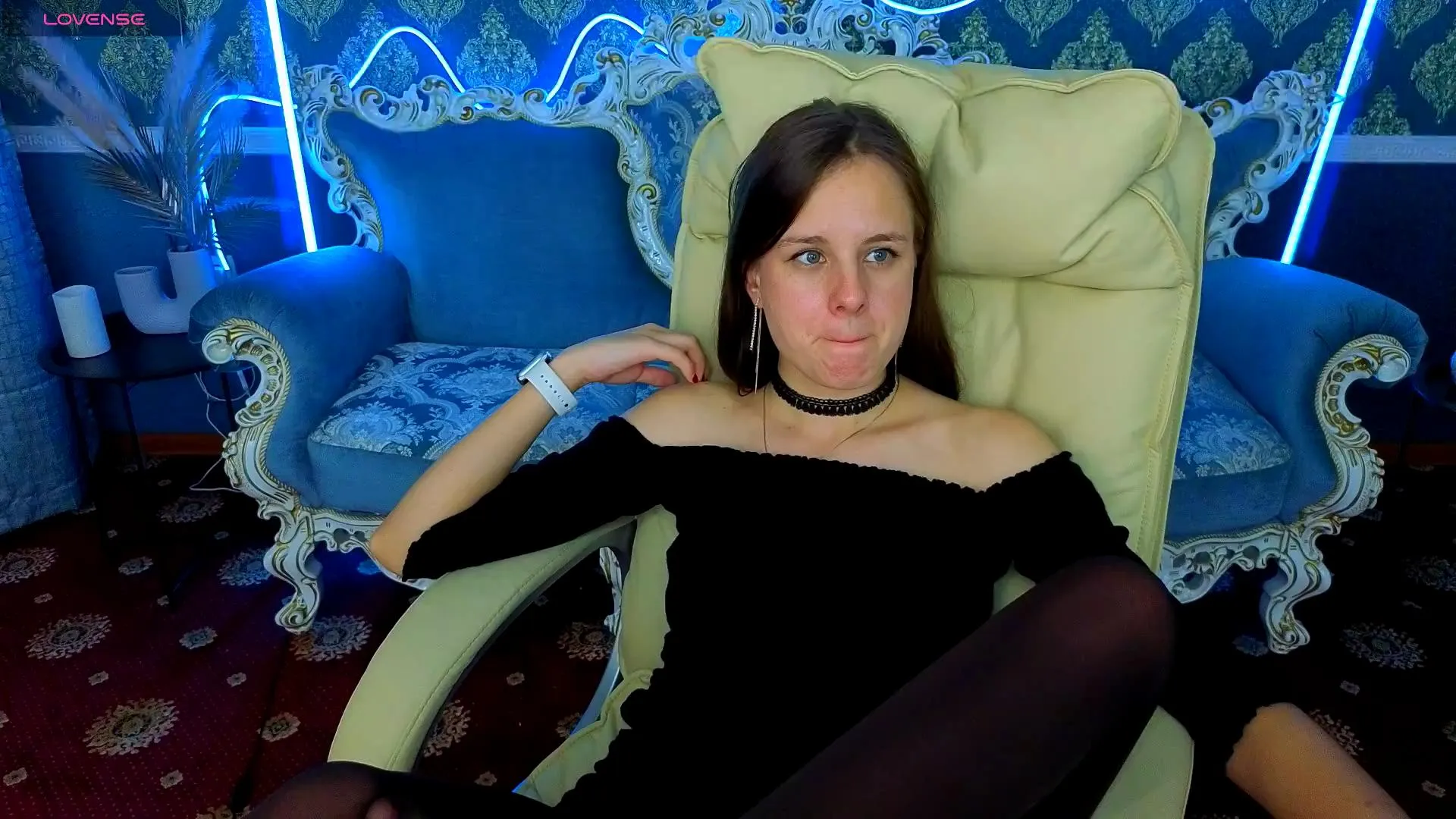 Offline KarolinaSky on Cam4