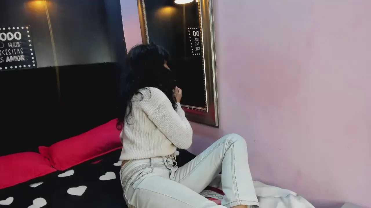 Offline Karoline_066 on Cam4