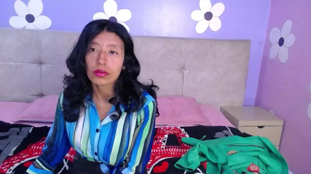 Offline Karoline_066 on Cam4