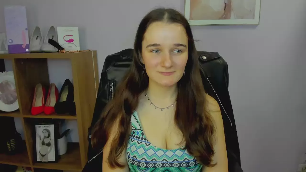 Offline kate_love03 on Cam4