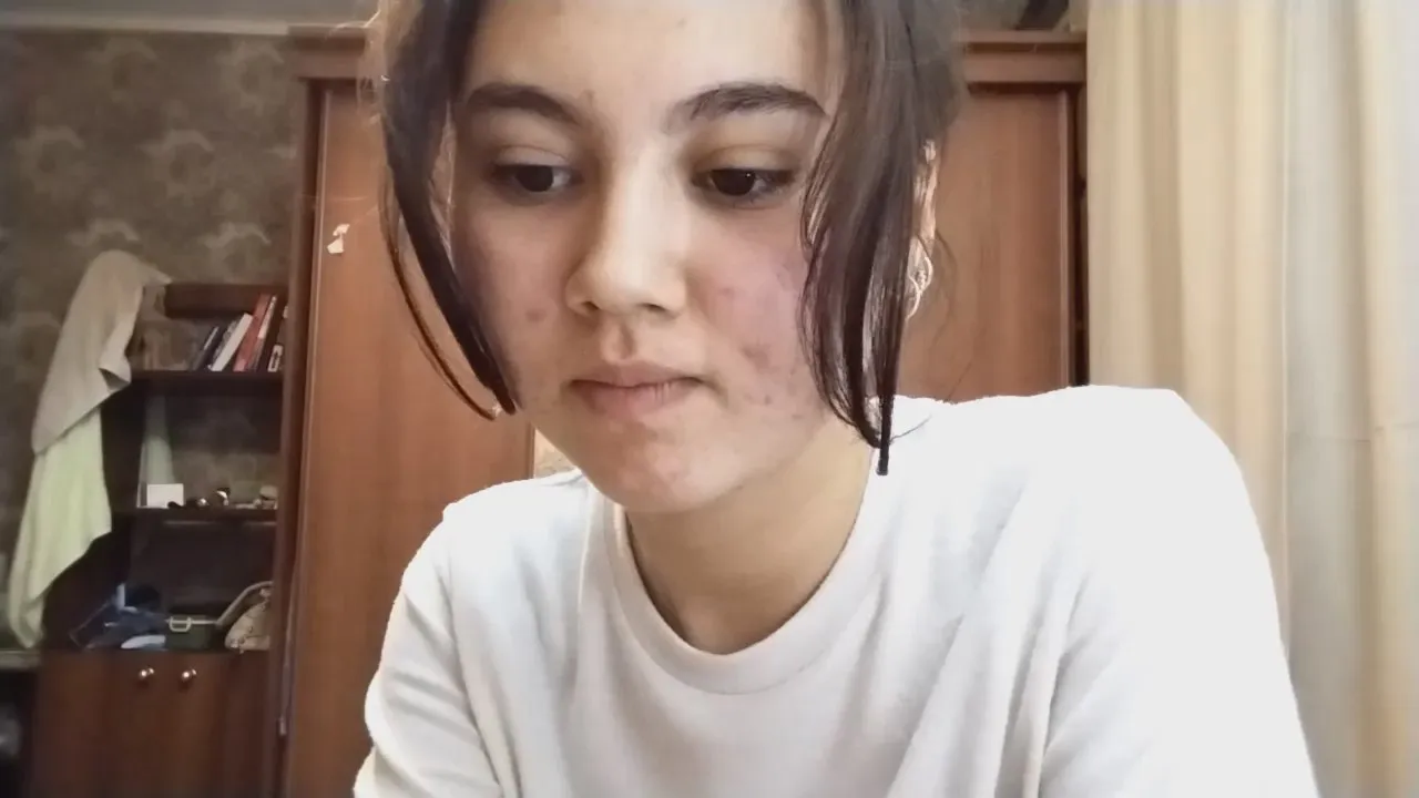 Freechat KathleneChanin on Cam4