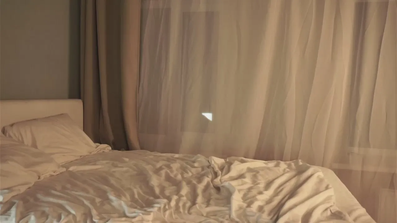 Offline KatieGroves on Cam4