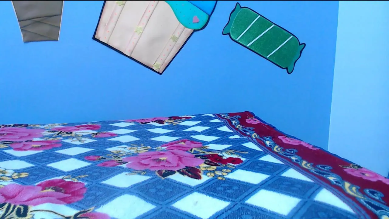 Offline katty18love18 on Cam4