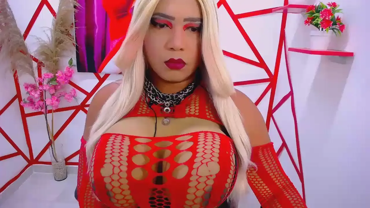 Offline kellyhugecock on Cam4