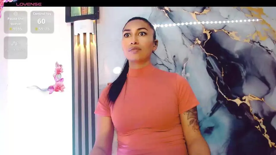 Freechat khiara_moretti on Cam4