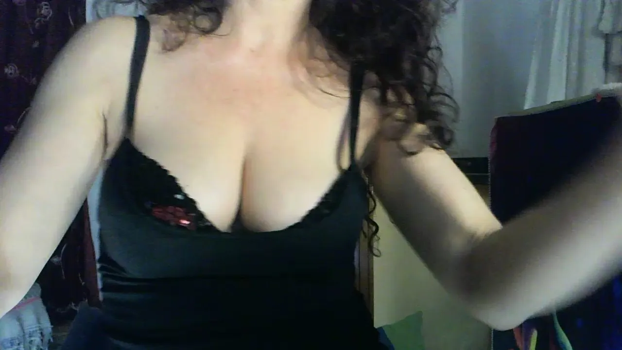 Offline khiba on Cam4