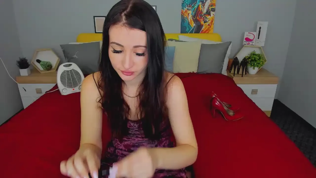 Offline KimFlores on Cam4