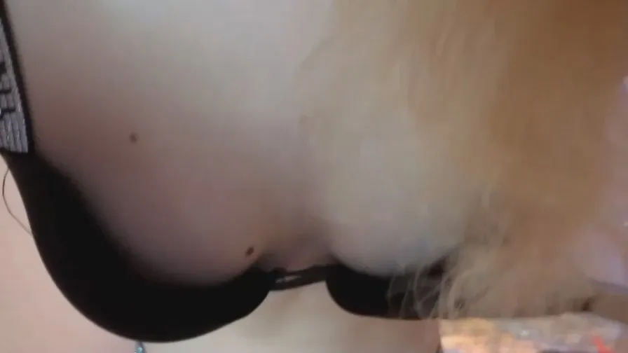 Offline KinaBattig on Cam4