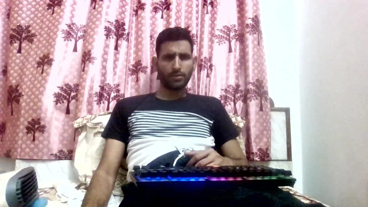 Offline kingcock1121 on Cam4