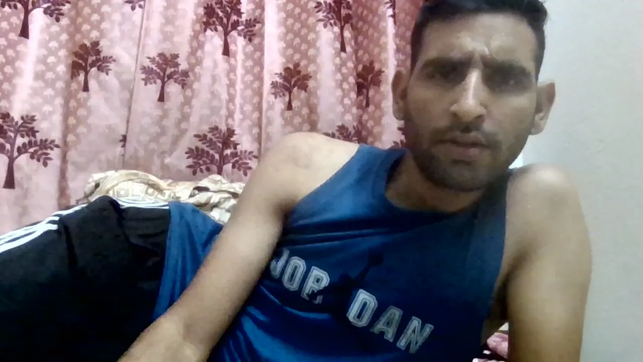 Offline kingcock1121 on Cam4